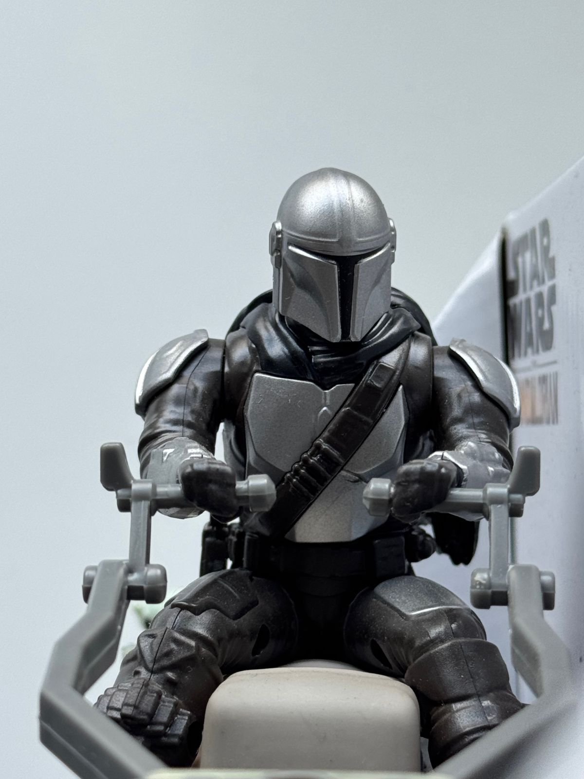 スターウォーズ ラジコン スピーダーバイク マンダロリアン
