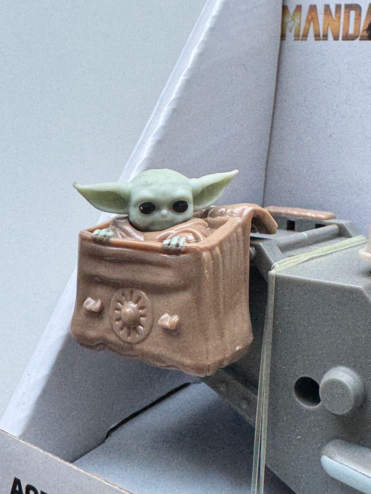 スターウォーズ ラジコン スピーダーバイク マンダロリアン