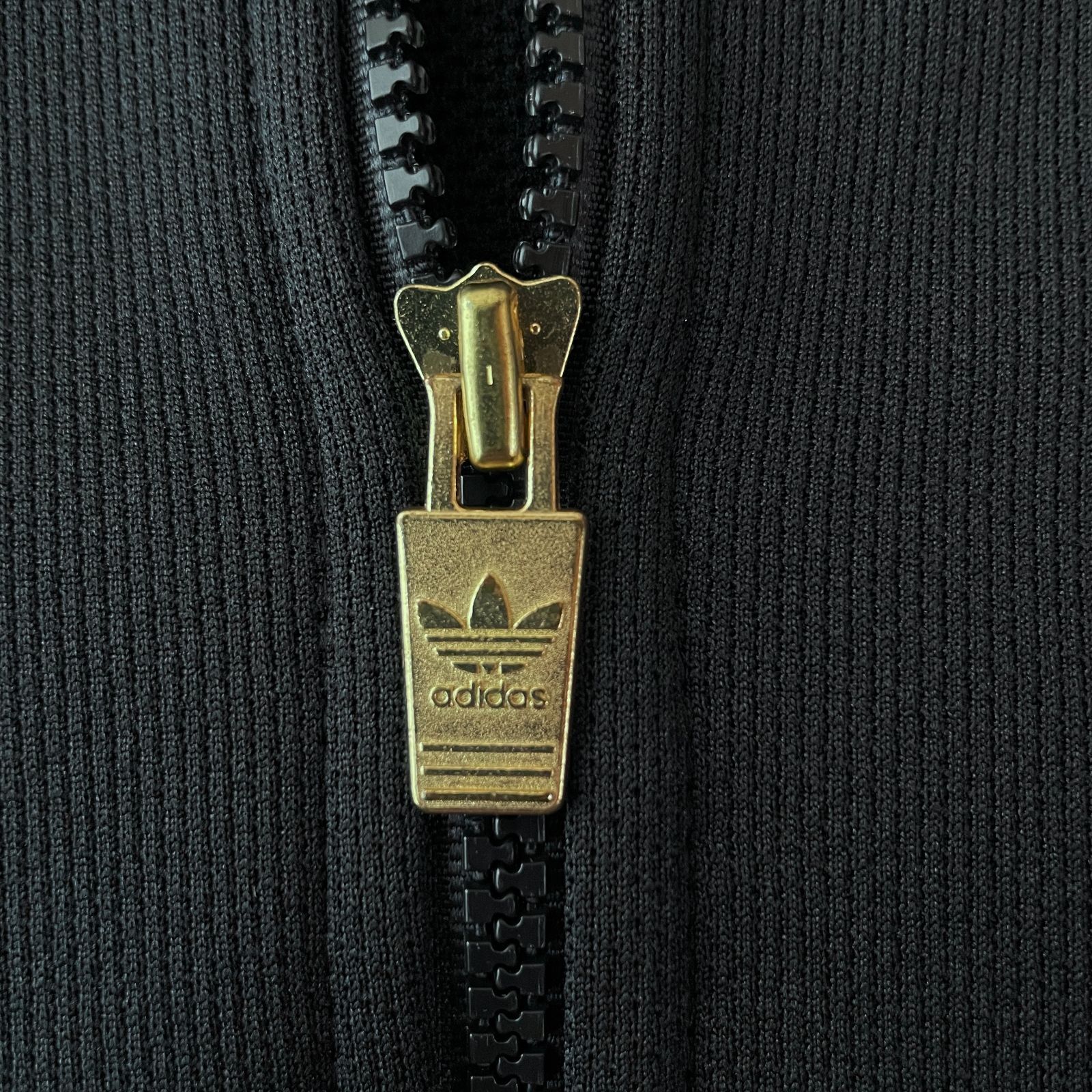 90s adidas トラックジャケット ジャージ トレフォイルロゴ 刺繍 ワン