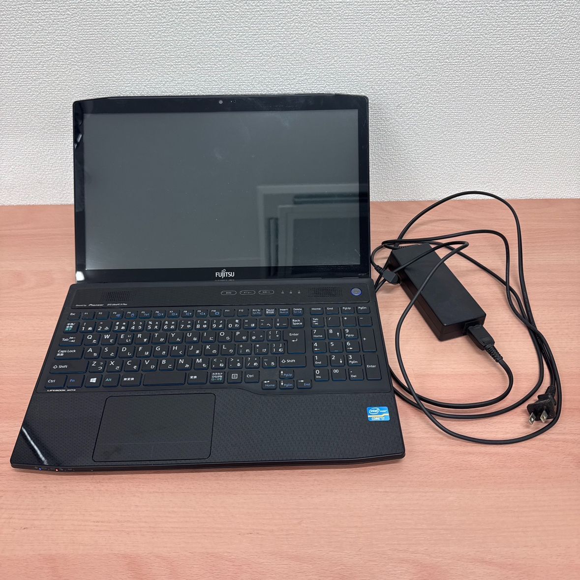 富士通 FUJITSU LIFEBOOK AH77/K FMVA77KBK ノートパソコン Windows10 Core i7