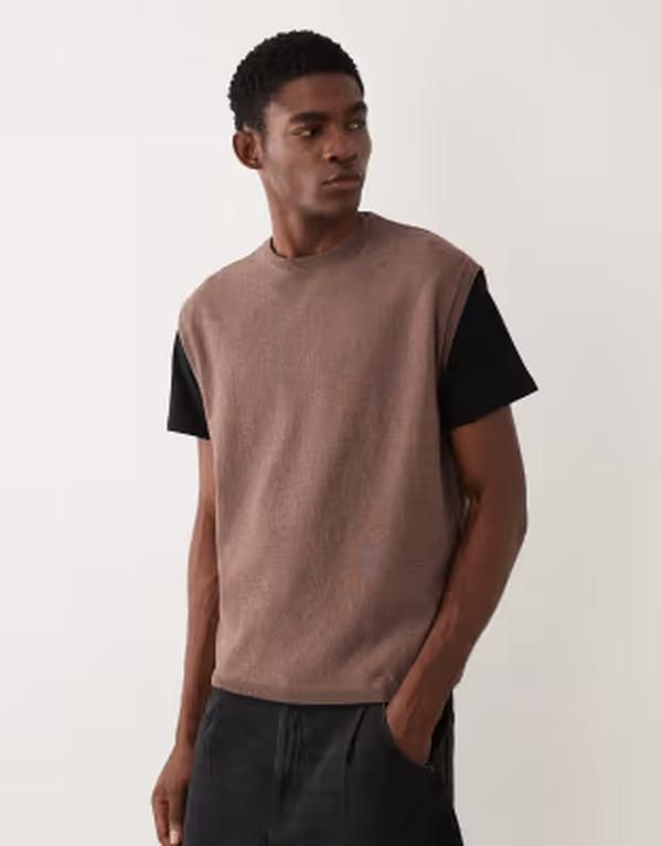 エイソス メンズ トップス ベスト クルーネック ニット ASOS DESIGN oversized knit crew neck tank top BROWN ブラウン