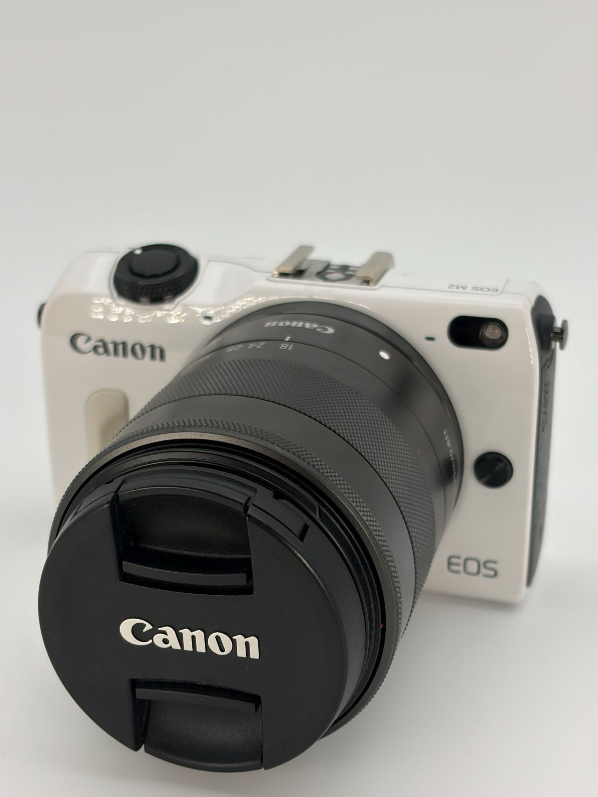 굿 컨디션 캐논 EOS M2 화이트 EF-M 18-55mm IS STM 렌즈 키트