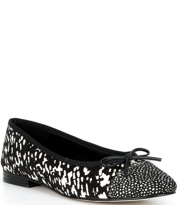ジェフリー キャンベル レディース シューズ パンプス キャップ Jeffrey Campbell ArabesqFaux Fur Cap Toe Ballet Flats BlackWhite ホワ