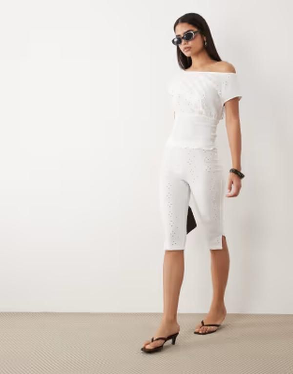 エイソス レディース ボトムス カジュアルパンツ キャップ ASOS DESIGN broderie capri pants part of a set White ホワイト 12,395円
