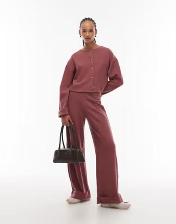 エイソス レディース ボトムス カジュアルパンツ ワイドレッグ ASOS DESIGN Supersoft wide leg pants with turn up hem in dark rose D