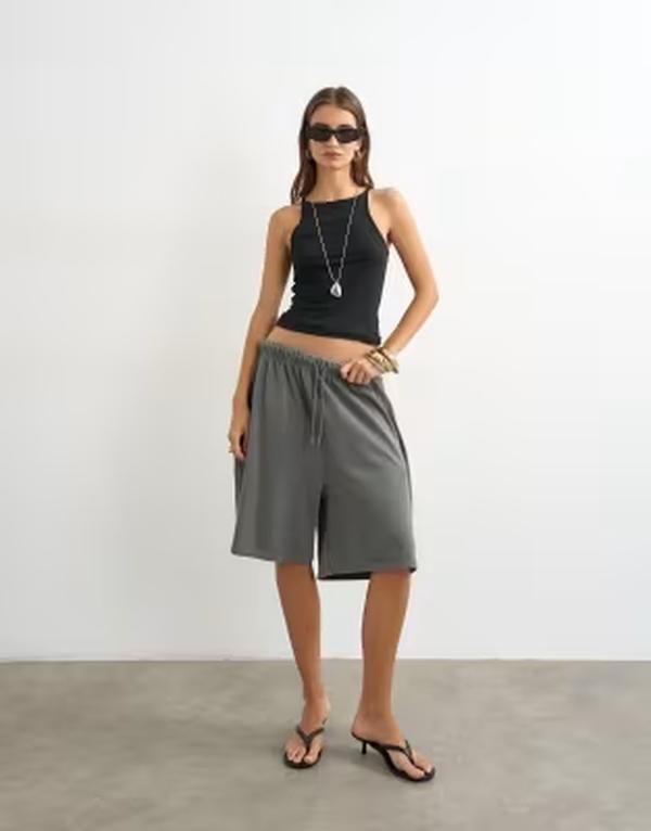 トップショップ レディース ボトムス ハーフパンツ・ショーツ タイディテール ショートパンツ Topshop washed long line tie detail shorts in washed 14,045円