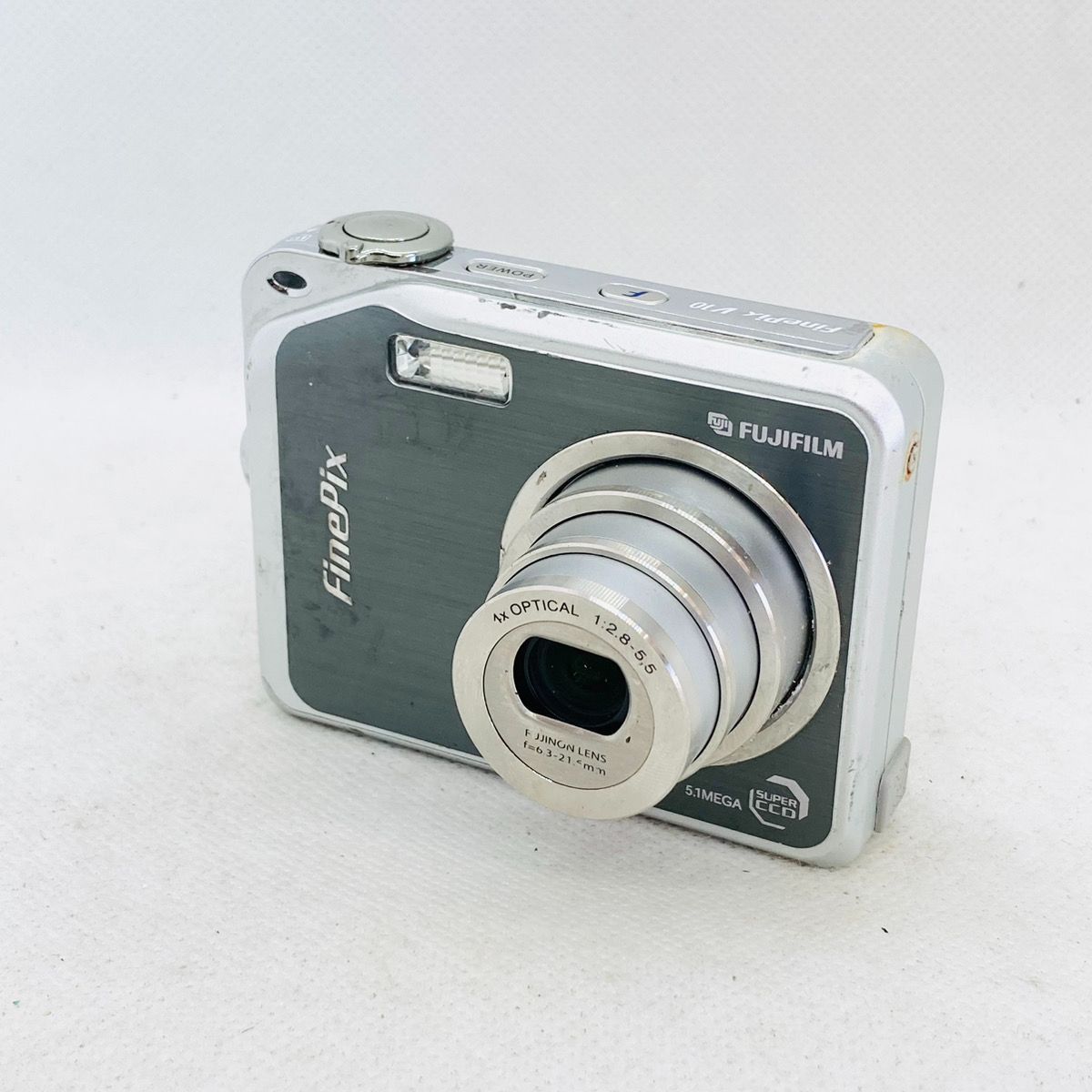 FUJIFILM FINEPIX V10 digital camera