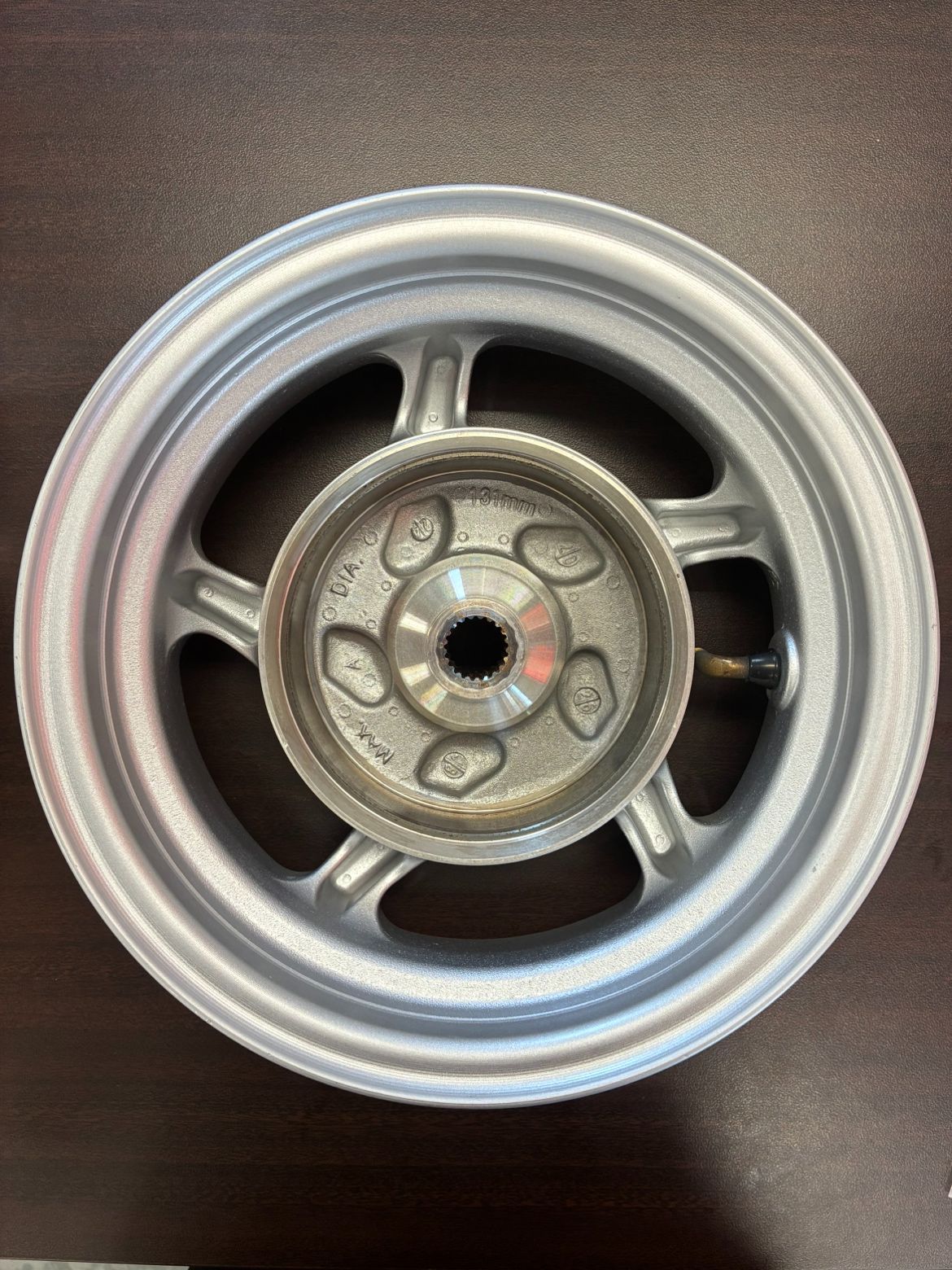 ホンダベンリィ HONDA　純正中古品　リヤホイール
