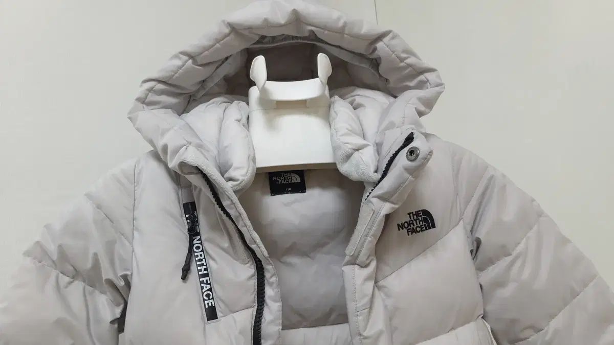 THE NORTH FACE ザノースフェイス/ロングダウンフードアウター/軽い/きれい/正規品/キッズキー110