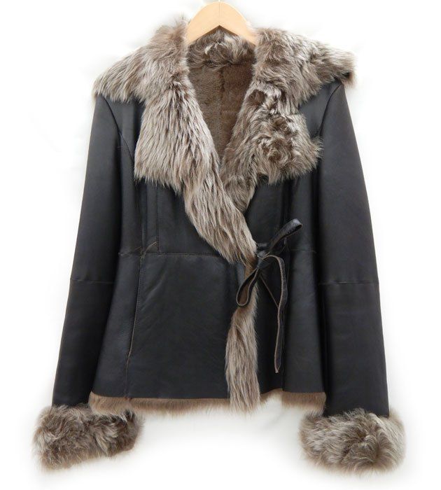 美品/HUGO BOSS/ヒューゴボス/ショート丈/ムートンコート/羊革/サイズ38/ブラウン/レディース/FB2745
