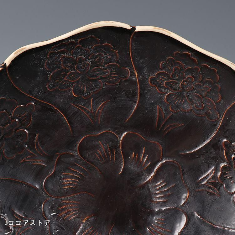 宋定窯 烏金釉刻牡丹茶盤 紫砂壷 壺承 装飾品 現代工芸品美術品 置物 宋定窯 烏金釉刻牡丹茶盤 紫砂壷 壺承 装飾品 現代工芸品美術品 置物
