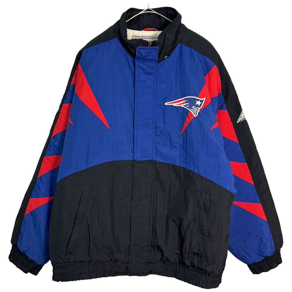 レア90s【古着】NFL ペイトリオッツ 両面刺繍ナイロンジャケット ブルー L 90年代 NFL ニューイングランド・ペイトリオッツ ナイロンジャケット