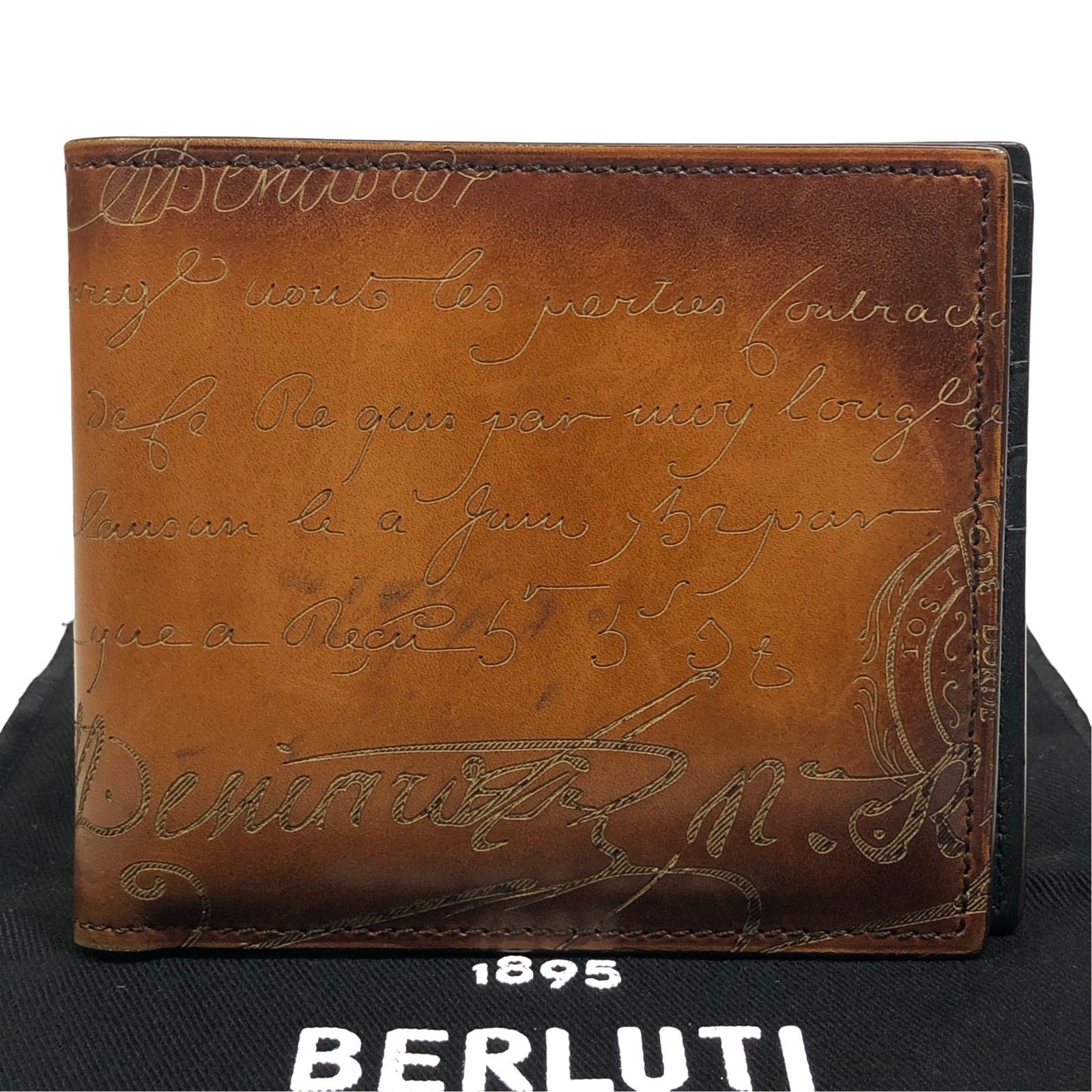 【ベルルッティ】本物 Berluti 二つ折り財布 マコレ カリグラフィ 2つ折り財布 コンパクトウォレット 本革 レザー 男性用 メンズ 伊製 28,860円