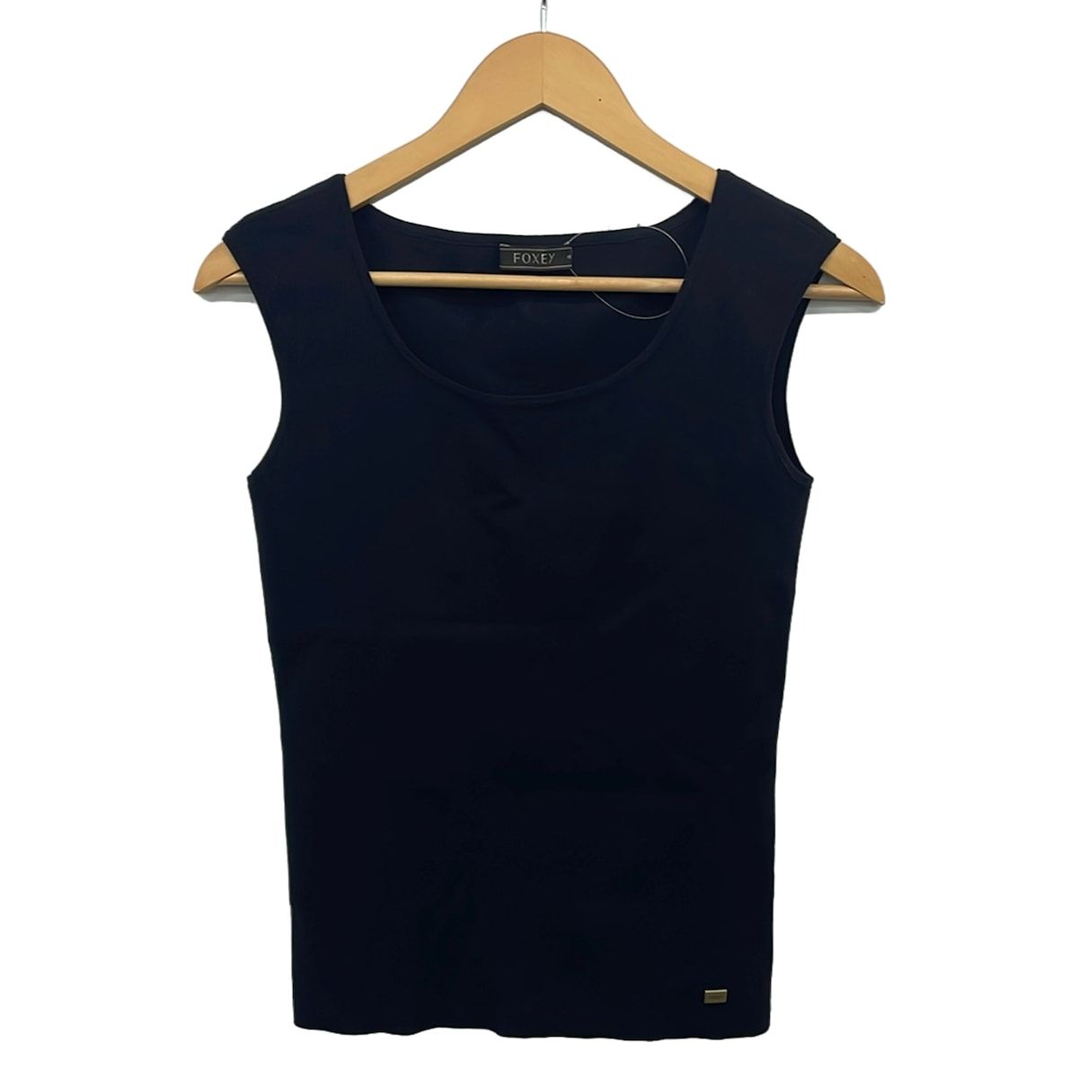 FOXEY(フォクシー) ノースリーブセーター サイズ40 M レディース美品 - 25144 ダークネイビー クルーネック 6,624円