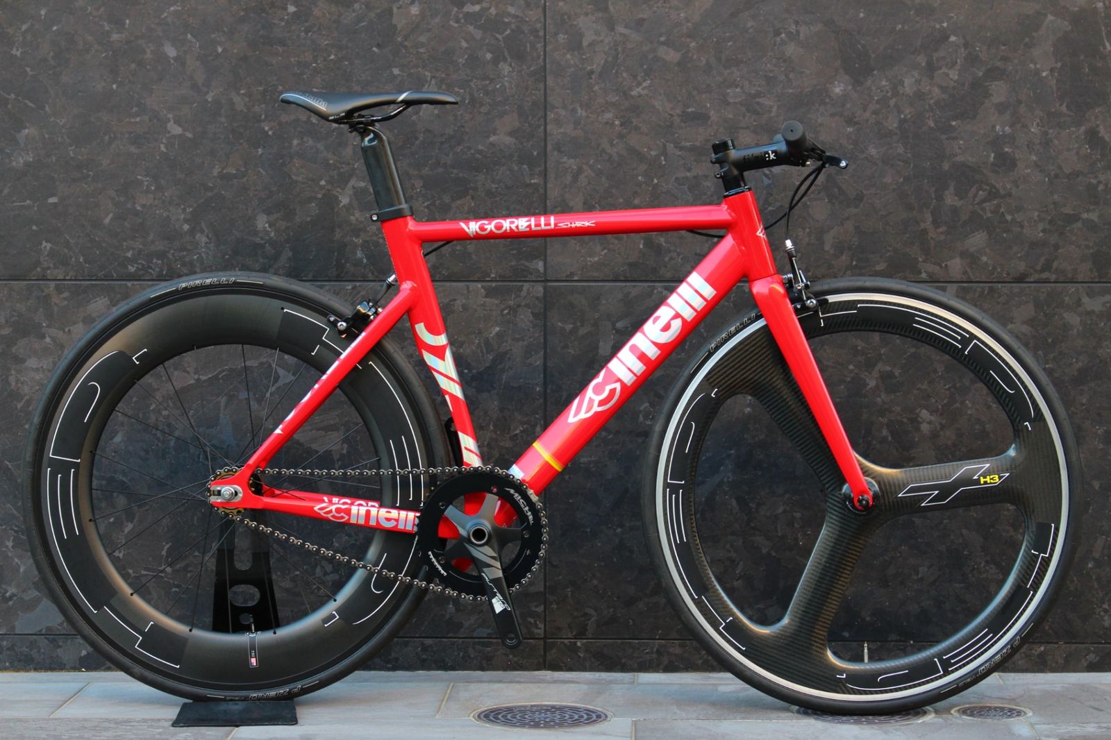 チネリ CINELLI ヴィゴレッリ VIGORELLI SHARK 2018 52サイズ アルミ ピストバイク 完成車 【福岡店】 203,650円