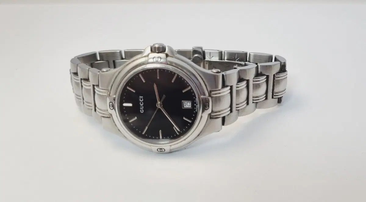 正規品 グッチ 9040M メンズリストウォッチ