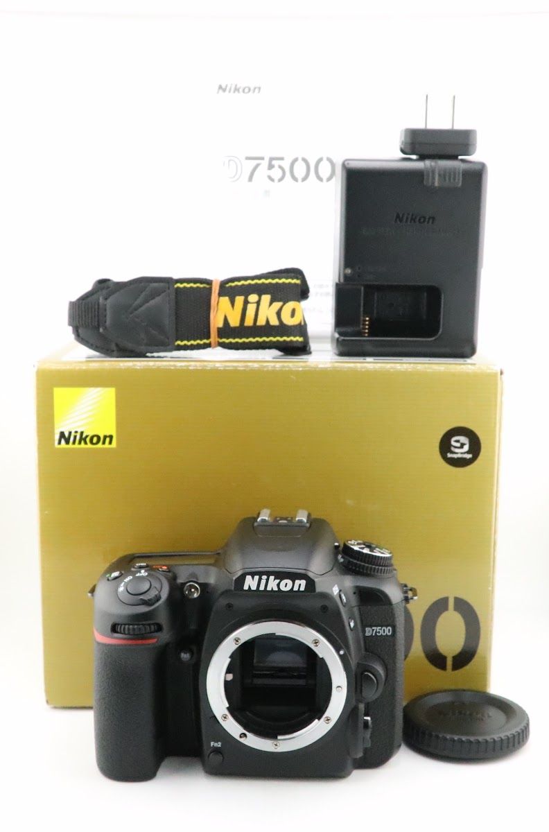★極上美品★ショット数：10,642回★ニコン NIKON D7500 ボディ 元箱・充電器付★　I0861＃5618
