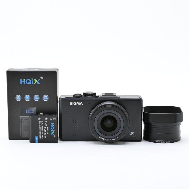 ＜Beautiful Goods＞ SIGMA DP1 Digital Camera | Compact with Foveon Sensor | Exterior Like New | Good Optics | Extremely Small Rubbed, Paint Only | Safe, Beautiful Condition