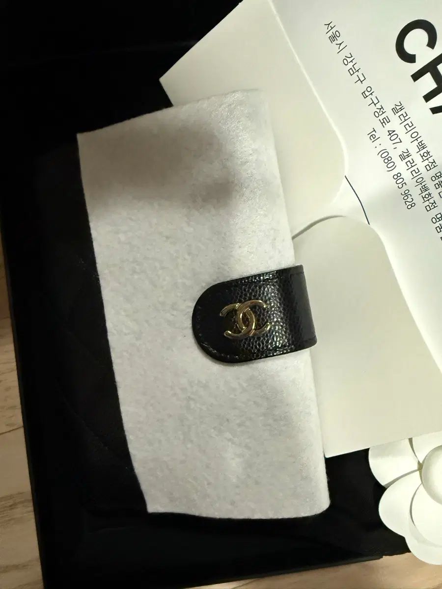 シャネル 財布 99,877円
