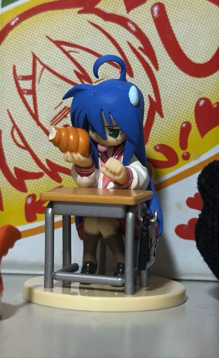 ラキスタ こなた チョコ ライトブルー キルティングバッグ ミニ フィギュア