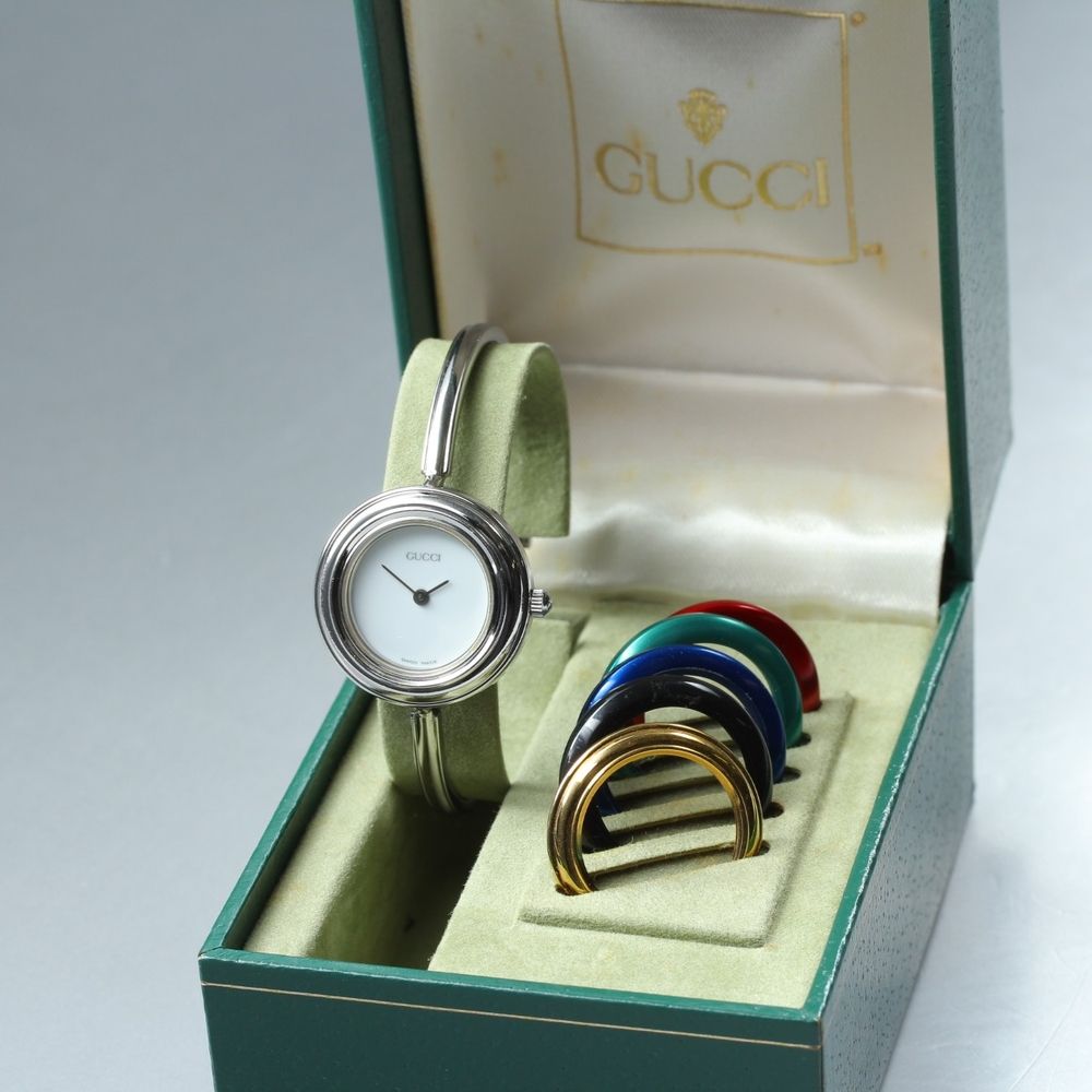 【稼働品】 GUCCI 11/12.2L ホワイト シルバー 純正ブレス 元箱 クオーツ レディース 腕時計 #17804