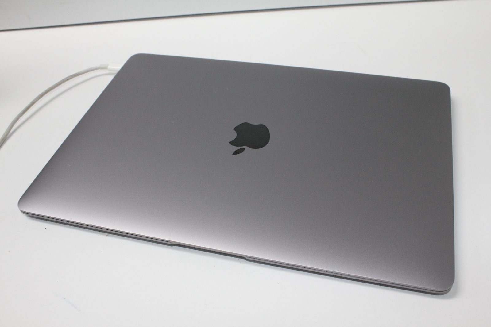 ジャンク】MacBook Air M1 (2020) 256GB - メルカリ