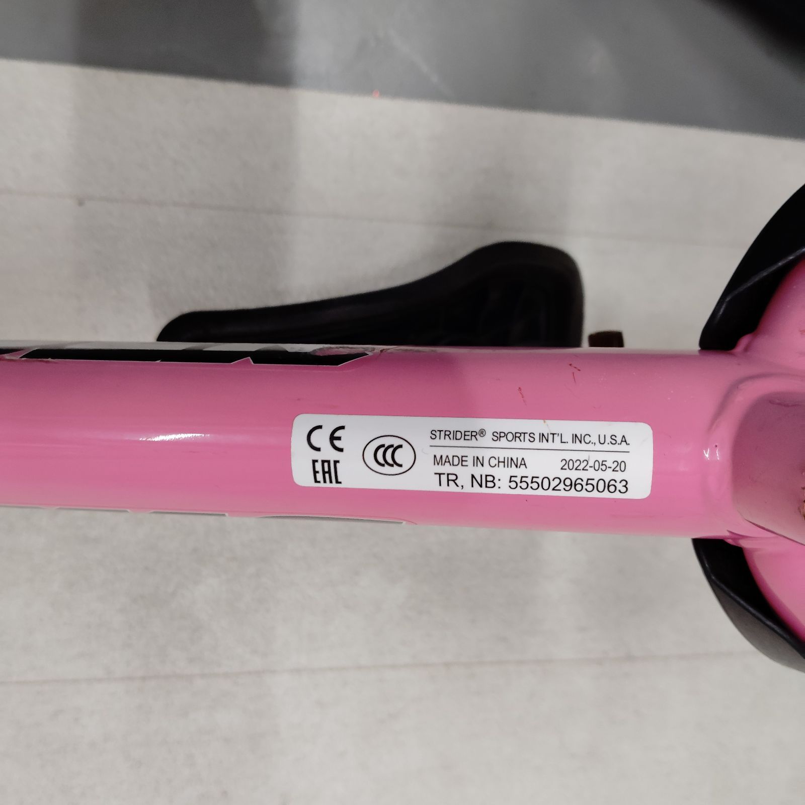 現行モデル 美品 STRIDER ストライダー SPORT 12インチ ピンク 日本