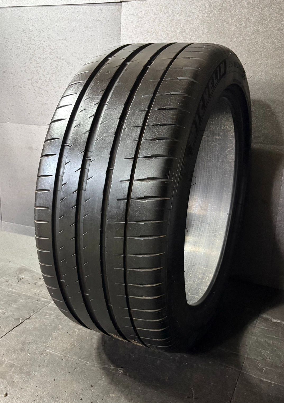 2025年製 約9.2分山 ミシュラン　MICHELIN パイロットスポーツ　PILOT SPORT 4 SUV MO1 315/40R21 1本 送料無料(一部除く) h_3104 10,224円