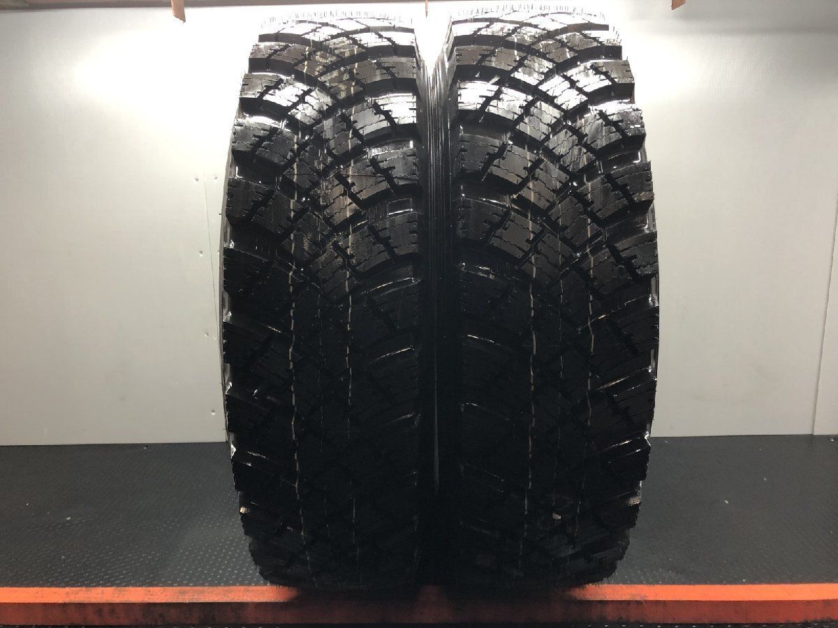 【新品】TOYO M925 315/80R22.5 156/153J 22.5インチ トラックタイヤ スタッドレス 25年製 2本 除雪トラック用　(STT273)