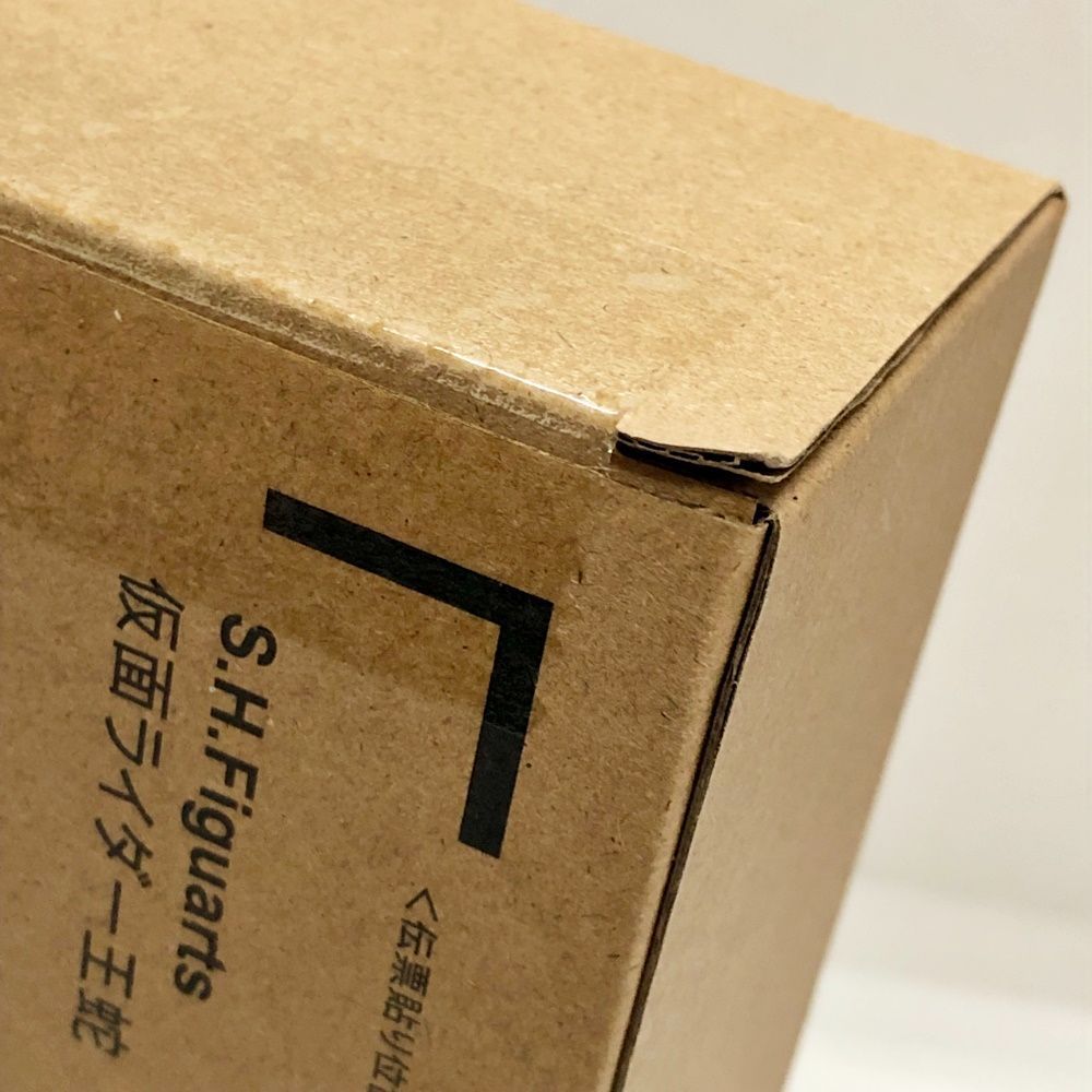 30.【輸送箱未開封】S.H.Figuarts(真骨彫製法) 仮面ライダー王蛇【併売