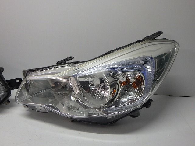 XV インプレッサ　純正 ヘッドライト5W 右左LED インプレッサ XV ヘッドライト左右 HID GPE 前期 P9932 1P 84913FJ281