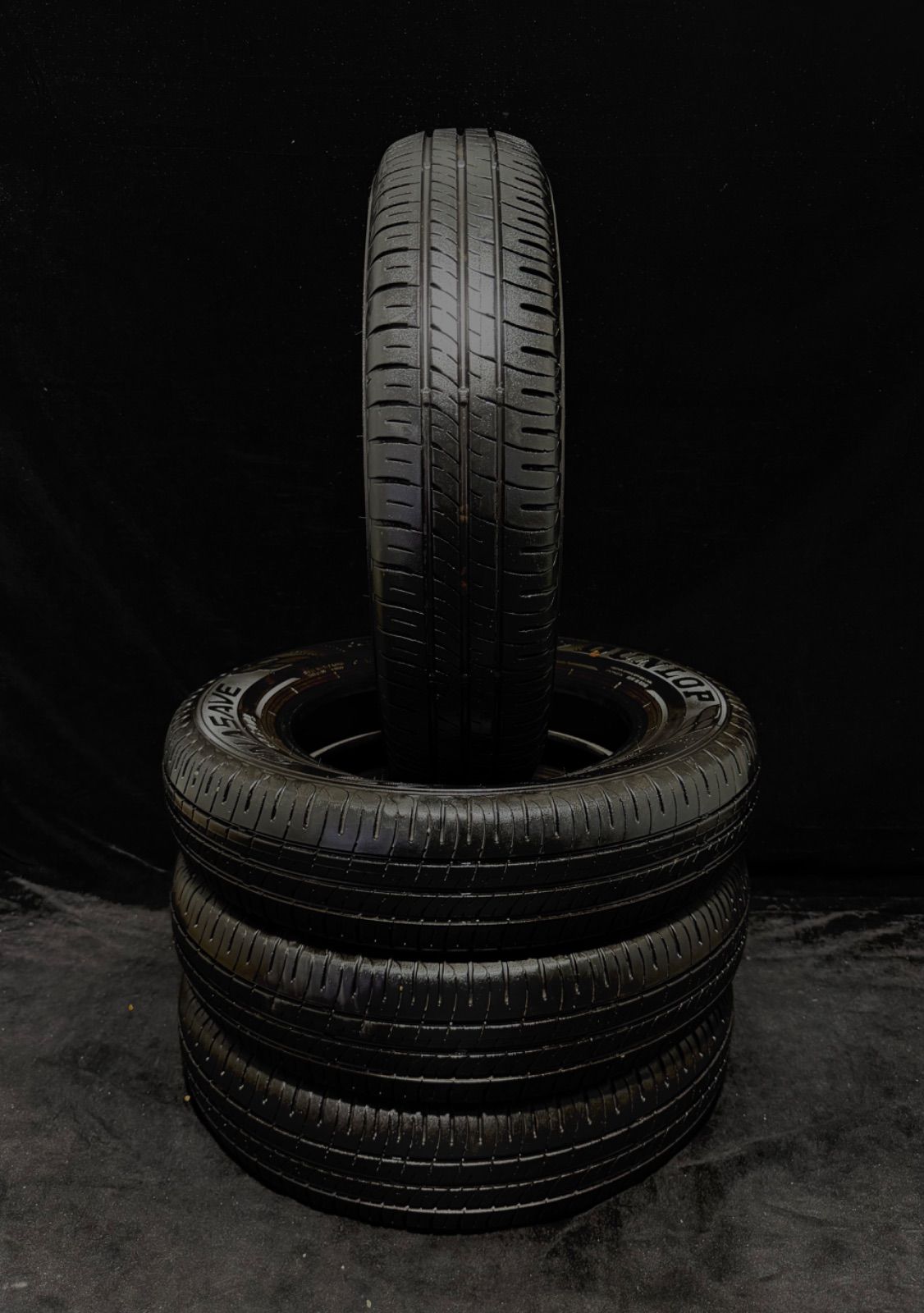 24年製　中古タイヤ4本セット　ダンロップ　145/80R13 75S 8分山　サマータイヤ　T-403