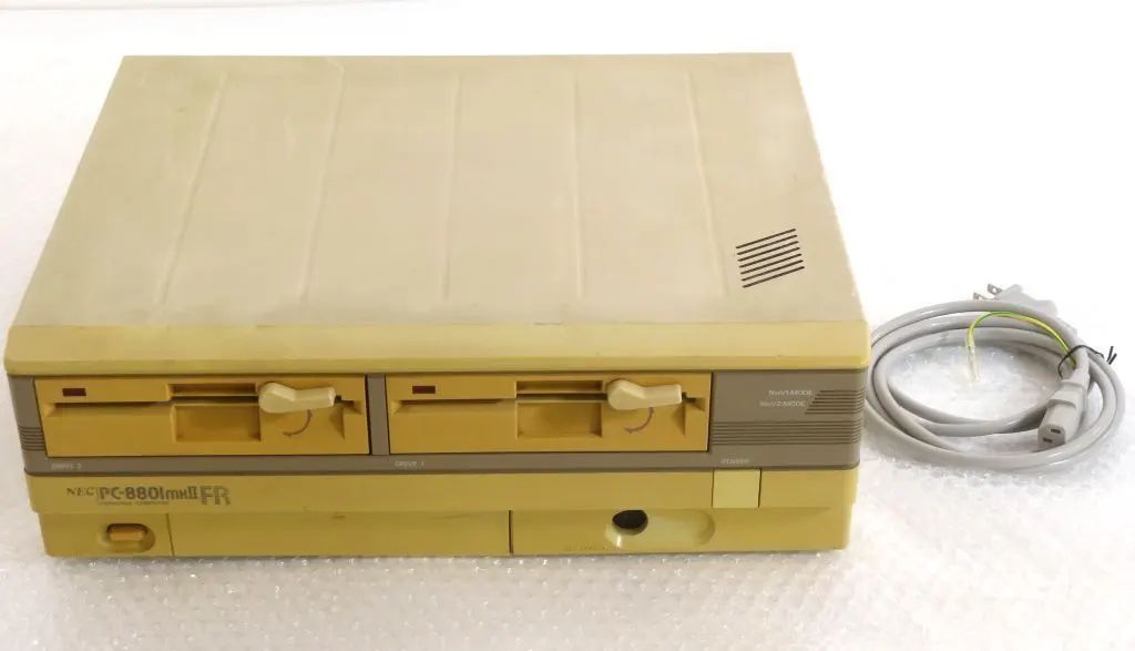 【中古】PC-8801ハード 【ジャンク】PC-8801mkII本体 FR model30