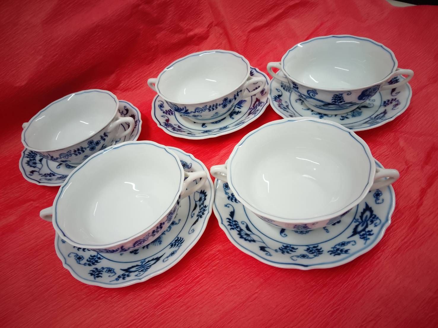 ■Blue Danube ブルーダニューブ　スープカップ&ソーサー　5客セット+ソーサー1枚おまけ