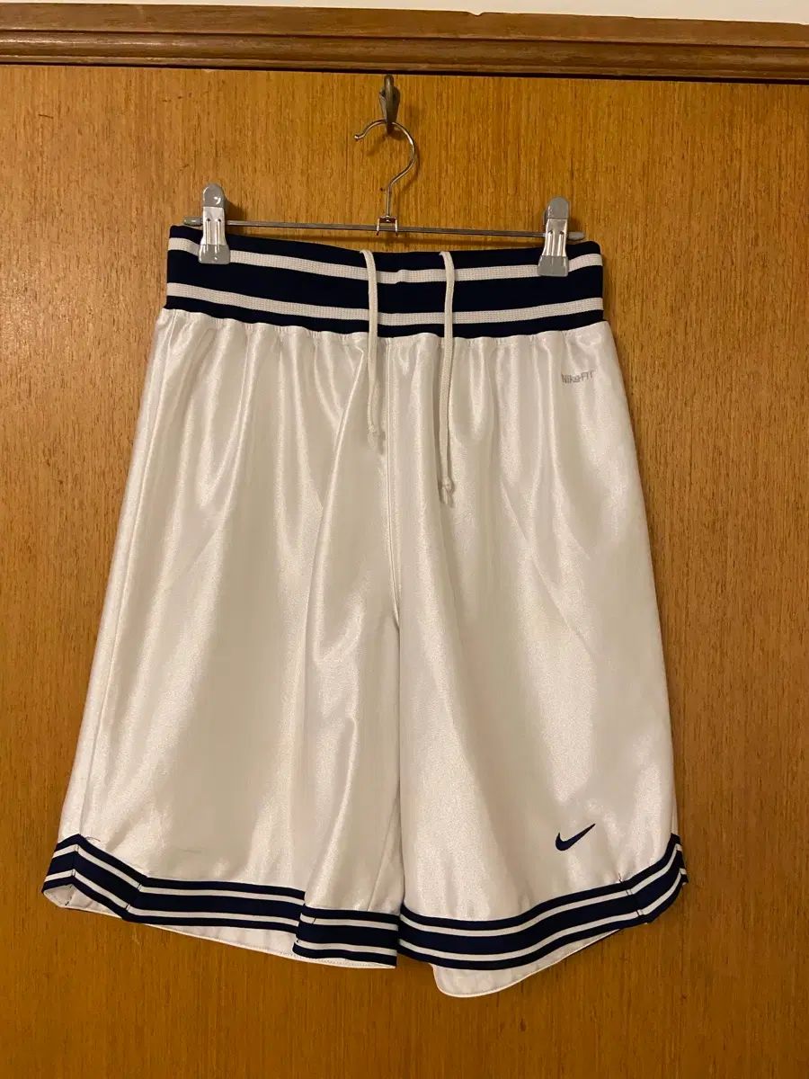 ヴィンテージ NIKE バスケット ショーツ made in japan