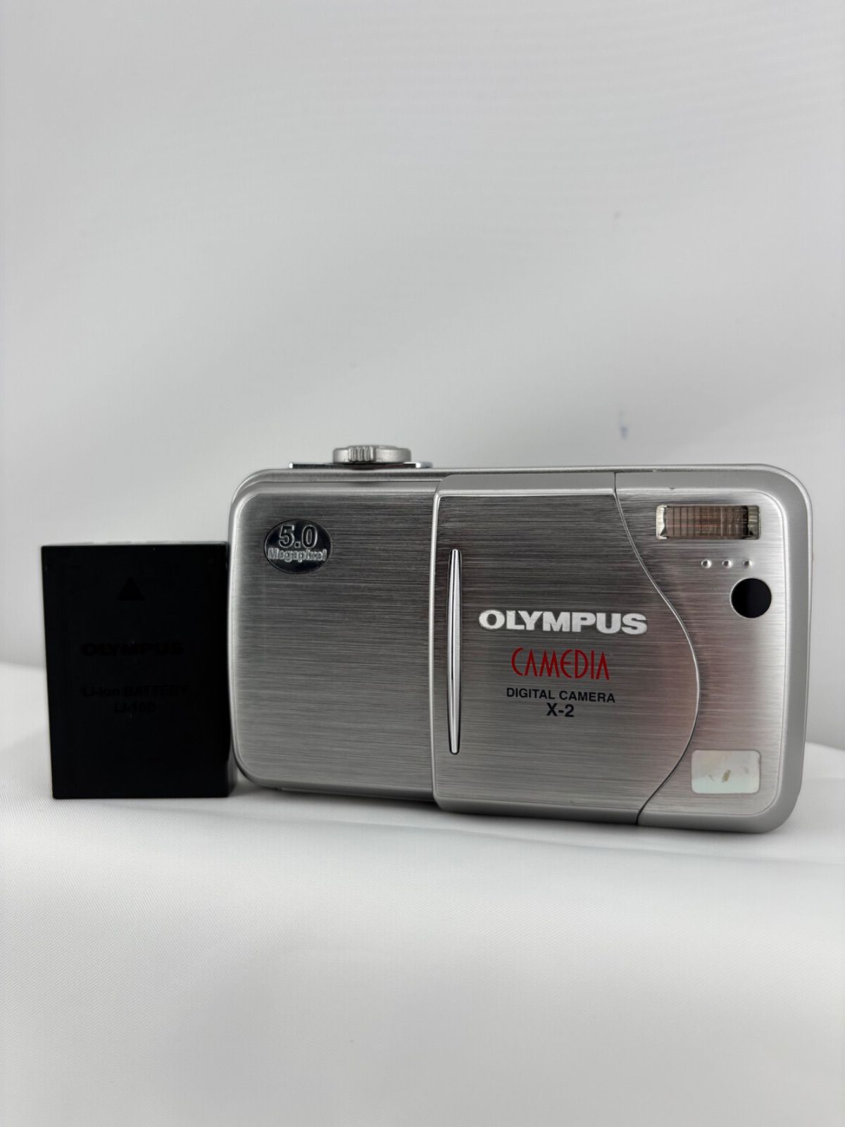 2365 [Good Condition, Operation Confirmed] OLYMPUS CAMEDIA X-2 SILVER OLYMPUS CAMEDIA