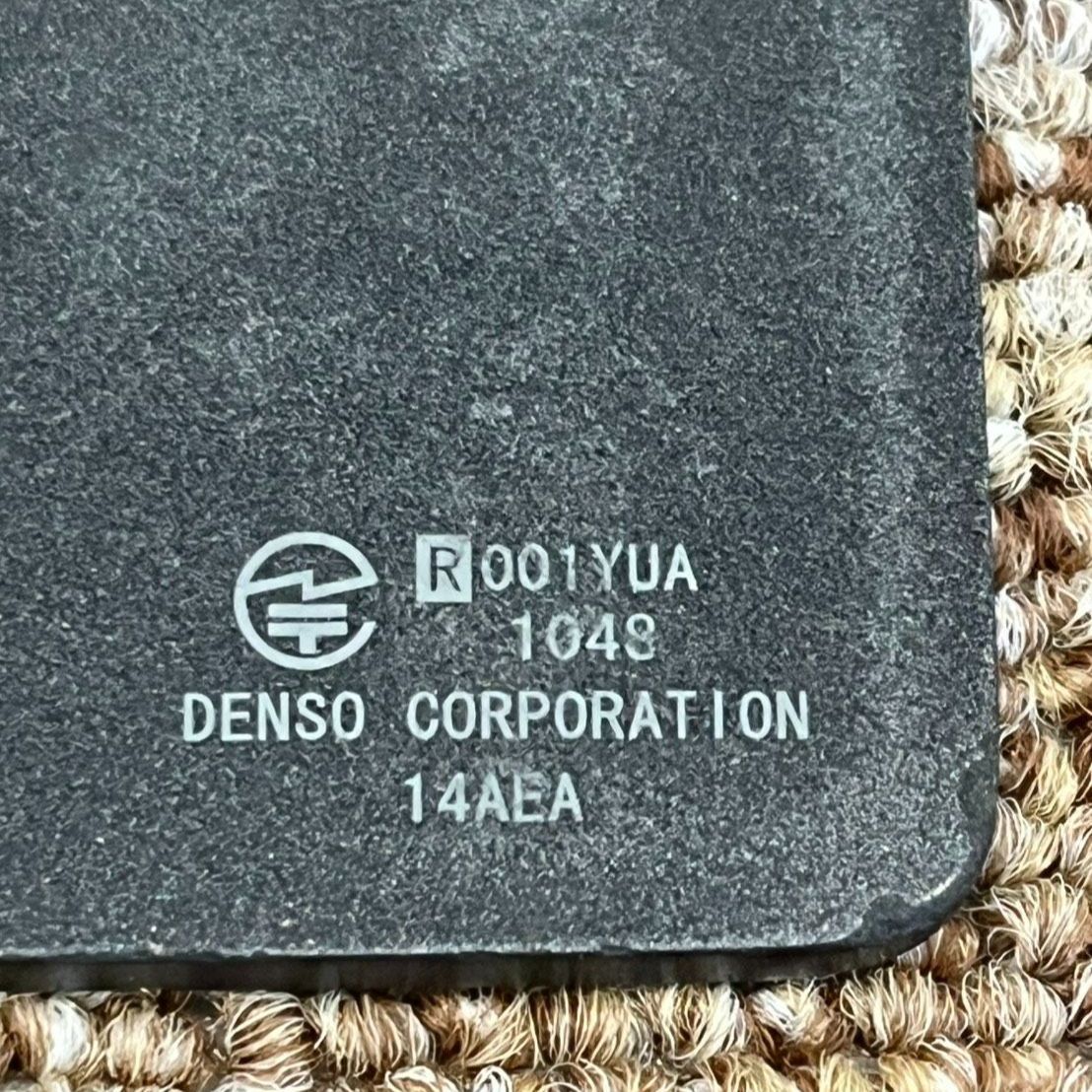 ダメージあり スマートキー カードキー 001YUA1048 14AEA LEXUS
