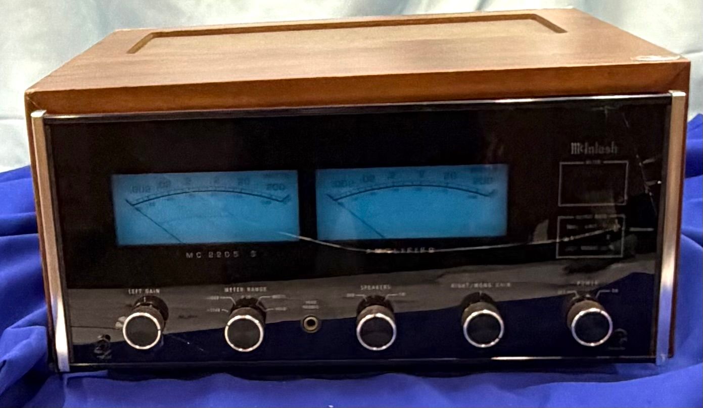 【ジャンク品】 マッキントッシュ パワーアンプ MC2205