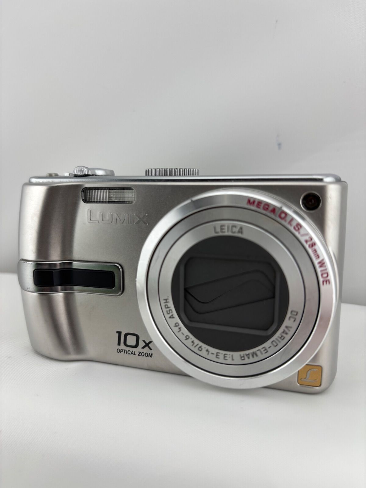 2366 [Beautiful Exterior, Operation Confirmed] Panasonic LUMIX DMC-TZ3 Silver Panasonic Lumix