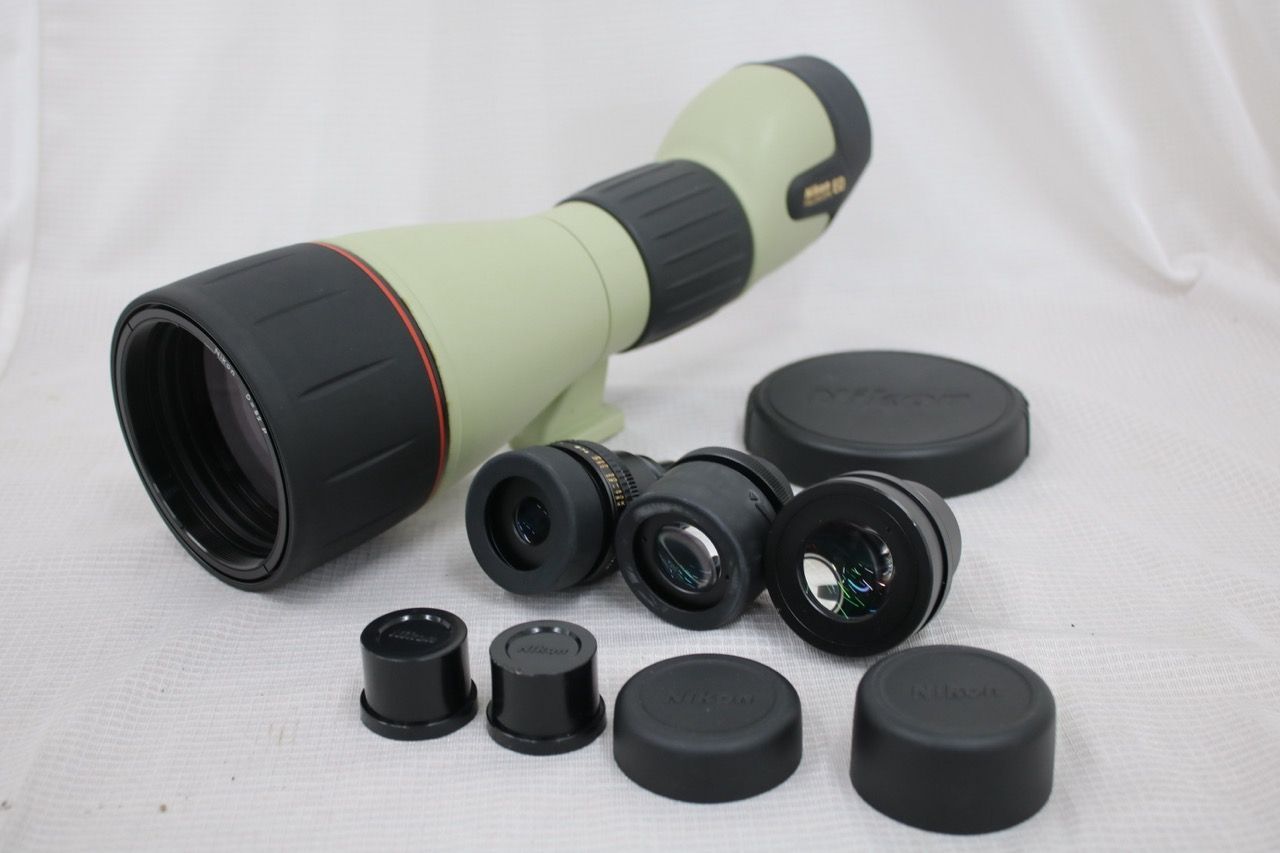 【光学美品】 ニコン Nikon D=82P + 24xW DS 30xW + 20-60x 25-75x + 24x WF 接眼レンズ3本付き フィールドスコープ e18253