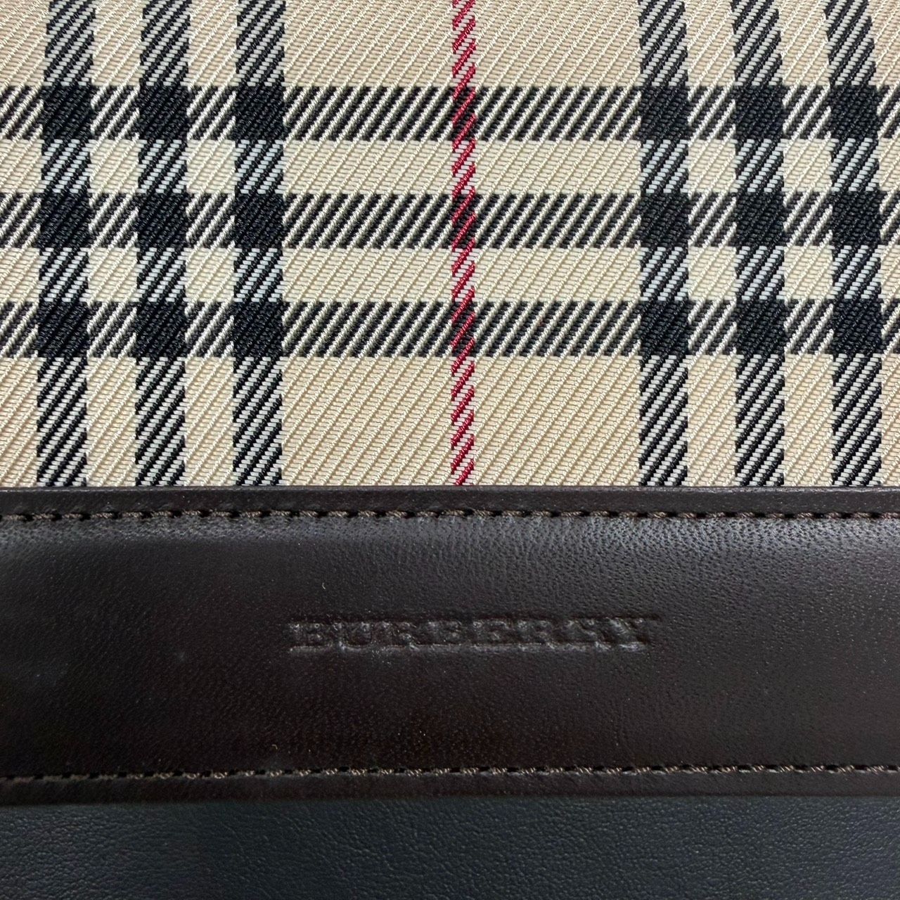 MK1527 【ER268】 バーバリー BURBERRY ノバチェック パスケース
