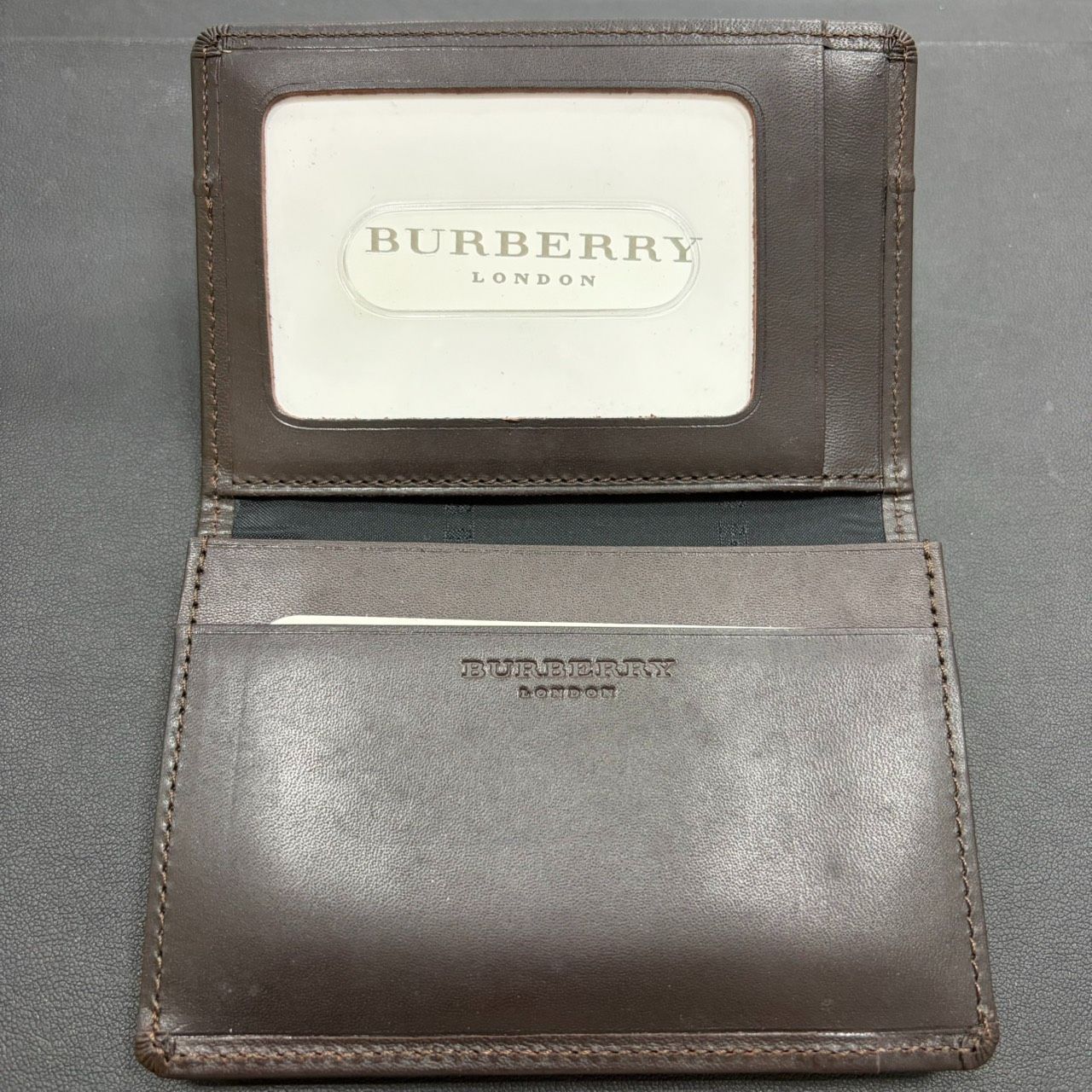 MK1527 【ER268】 バーバリー BURBERRY ノバチェック パスケース