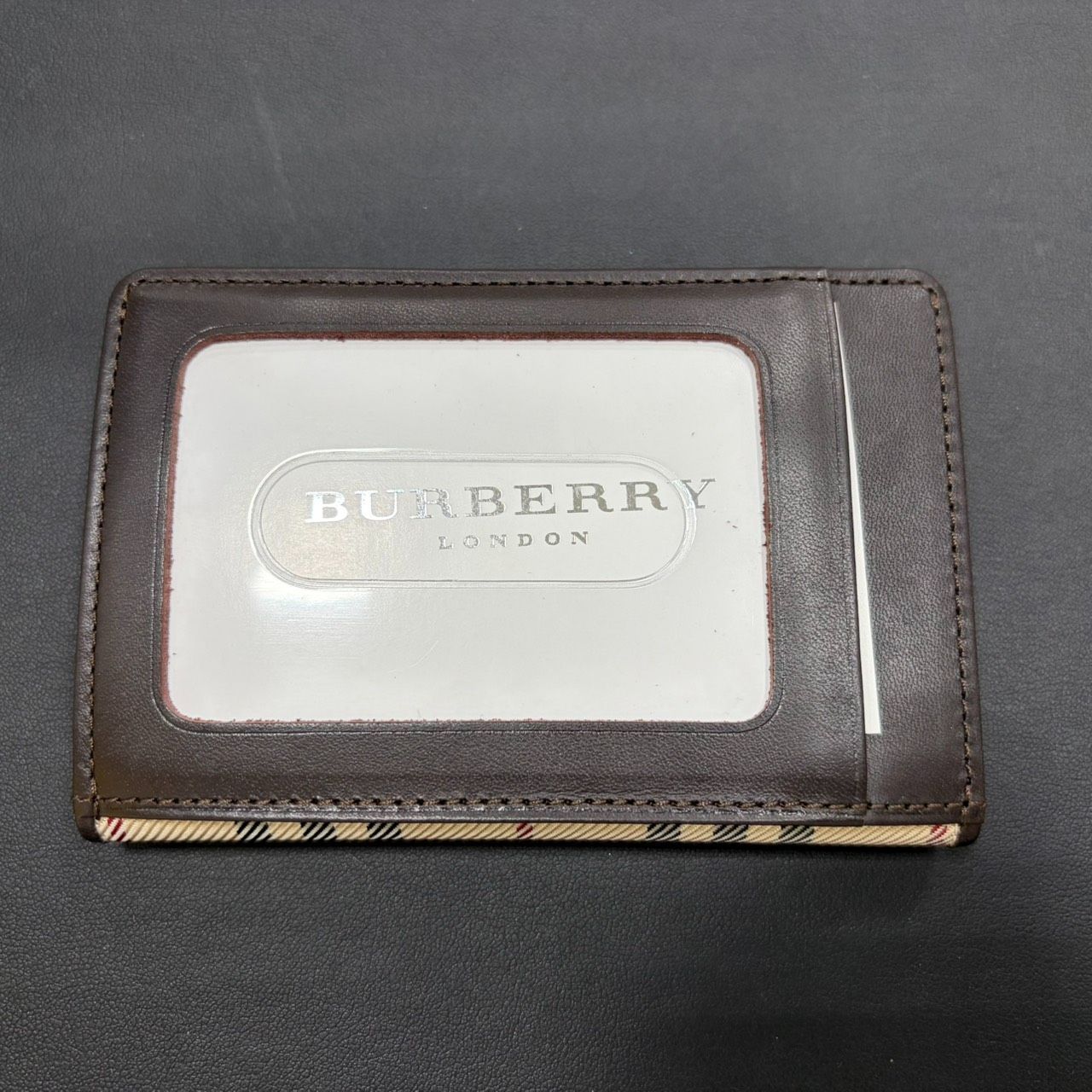 BURBERRY バーバリーケース MK1527 【ER268】 バーバリー BURBERRY ノバチェック パスケース