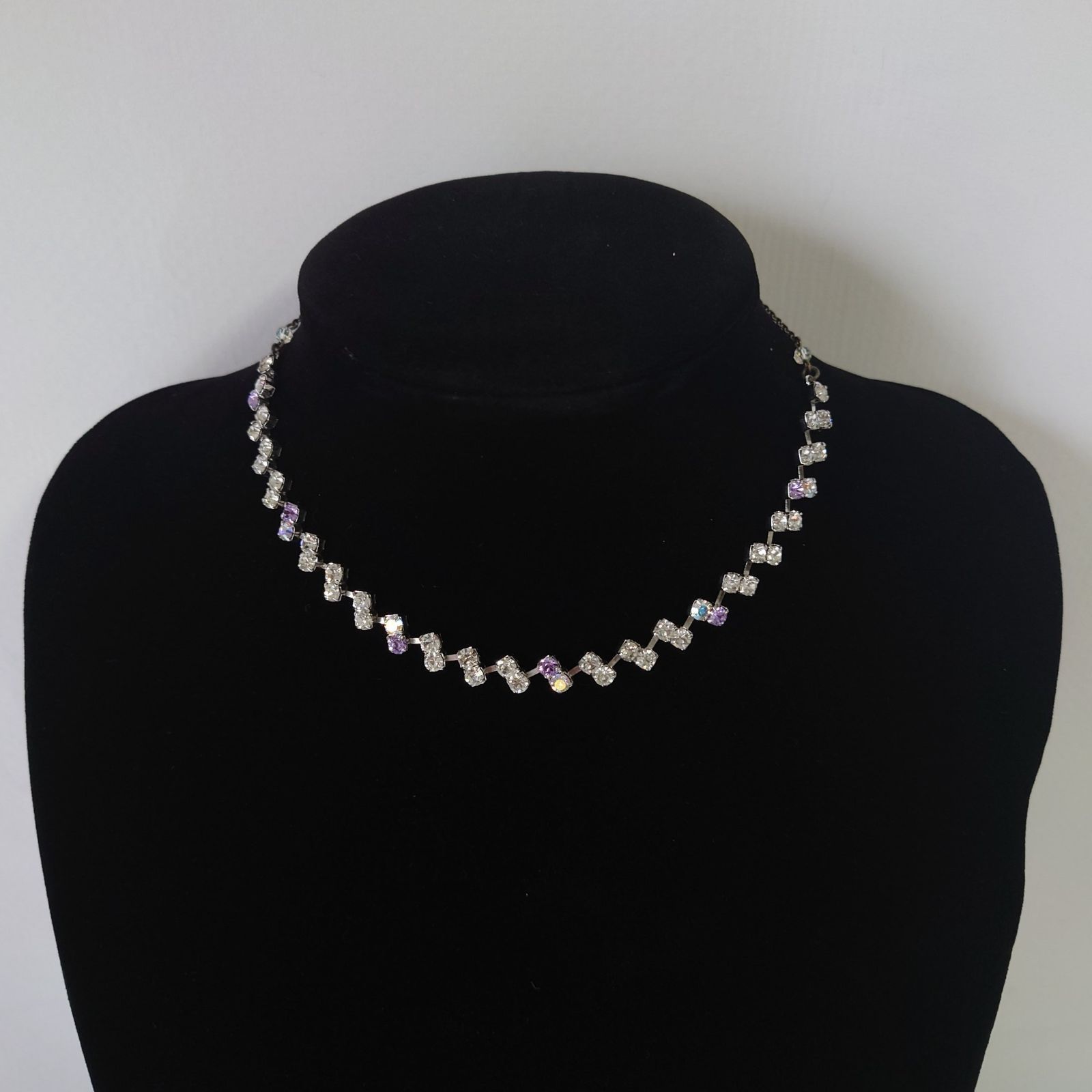 IEC04 ANNA SUI color rhinestone necklace silver clear purple slightly scratched and dirty