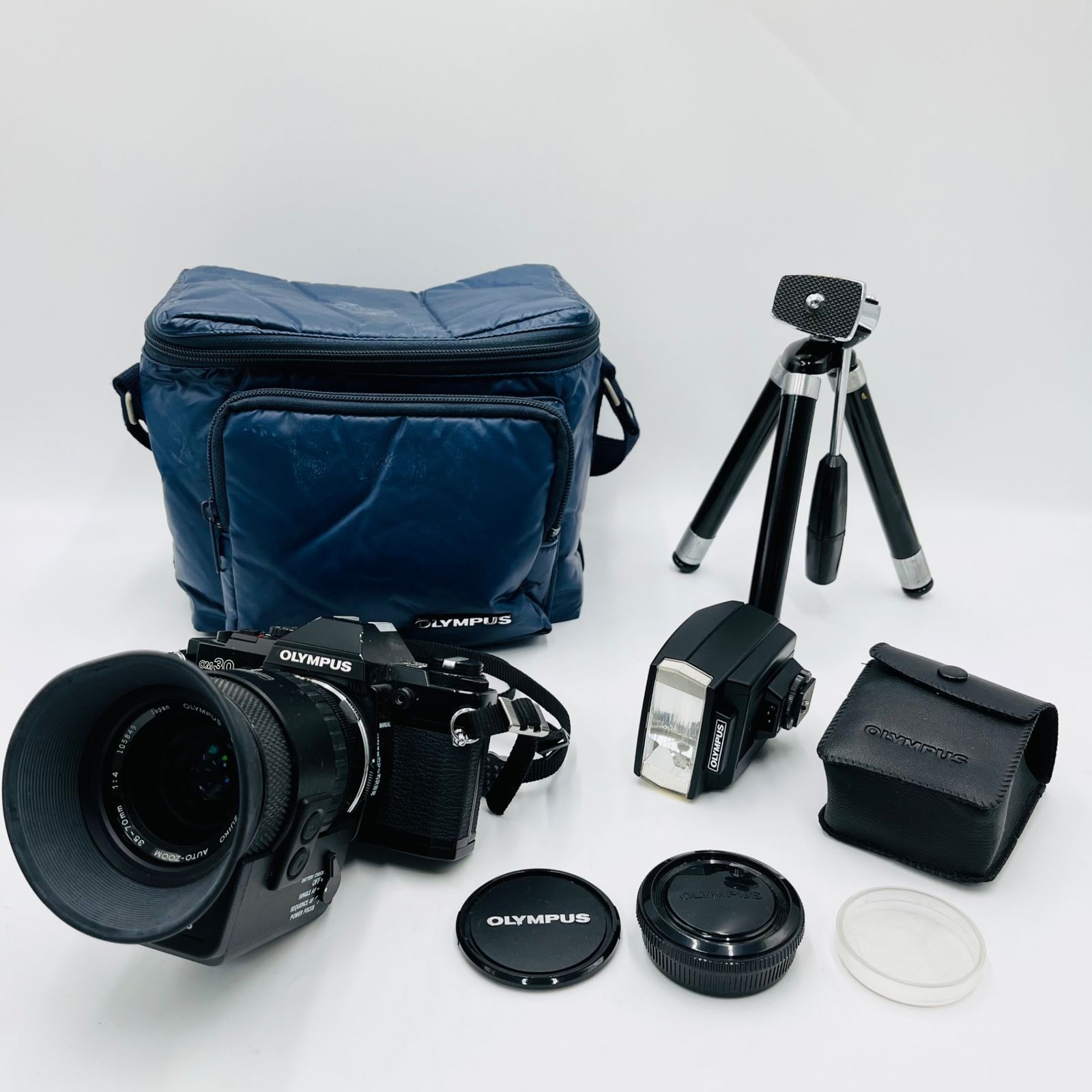 [정크아이템] 올림푸스/OM30/필름카메라/즈이코/오토줌/35-70mm F4/플래시/삼각대/가방포함/현재 제품/동작미확인