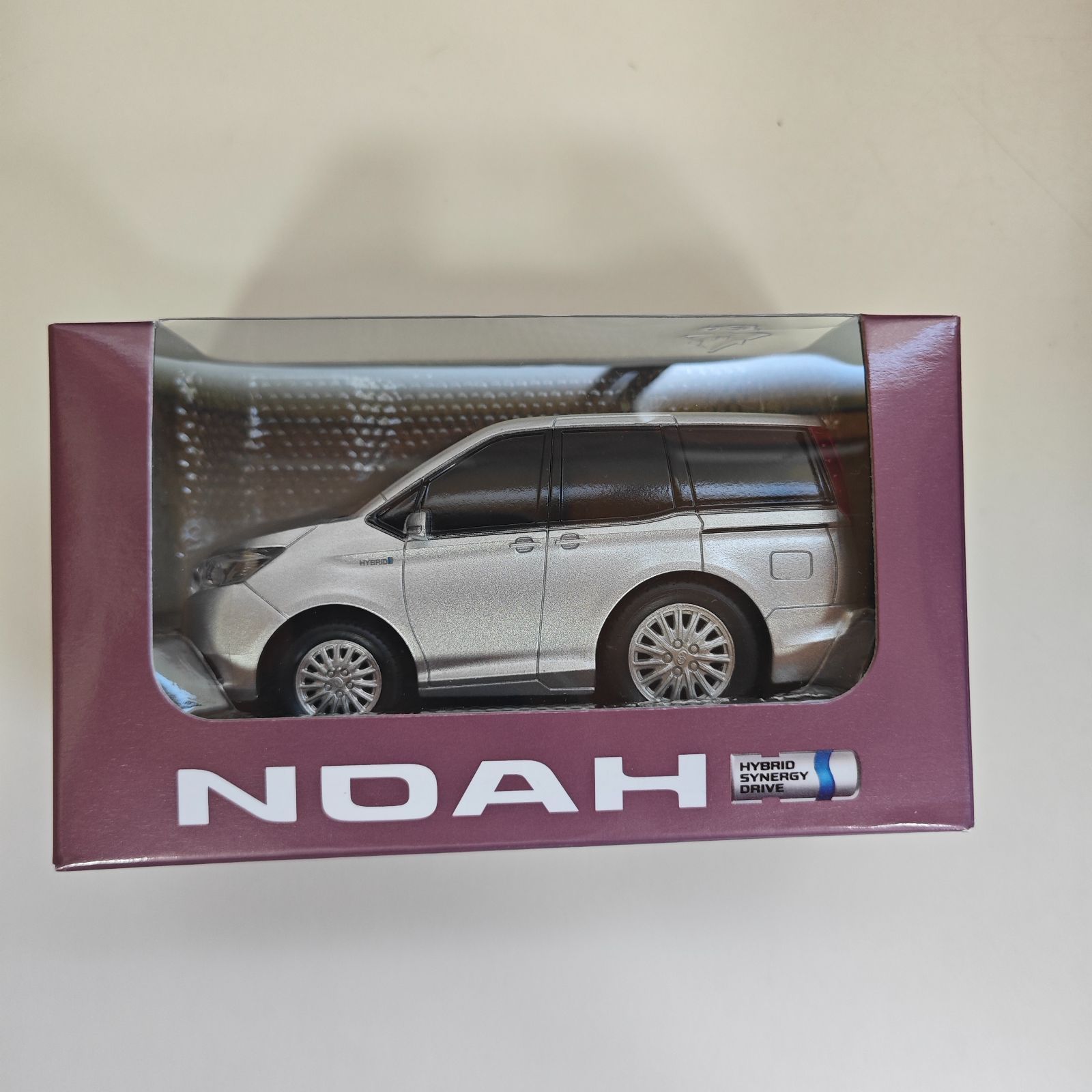 非売品 トヨタ ノア NOAH ミニカー プルバックカー シルバー - メルカリ