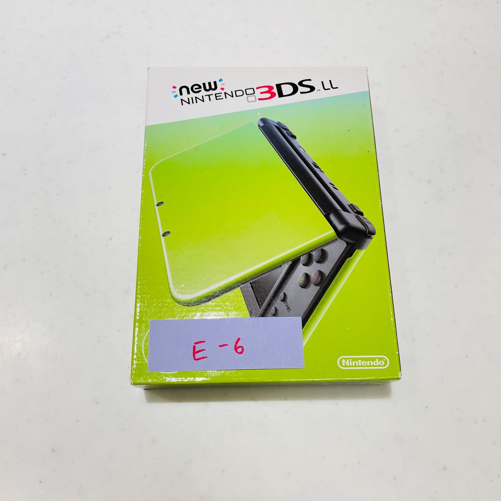 【美品/目立った傷なし】Newニンテンドー3DS LL ライム×ブラック 箱・説明書・ARカード・タッチペン付 任天堂 New3DSLL 本体 緑 黒 動作確認済 画面目立つ傷なし 液晶発色良好 ゲーム機 3Dブレ防止 Cスティック RED-001
