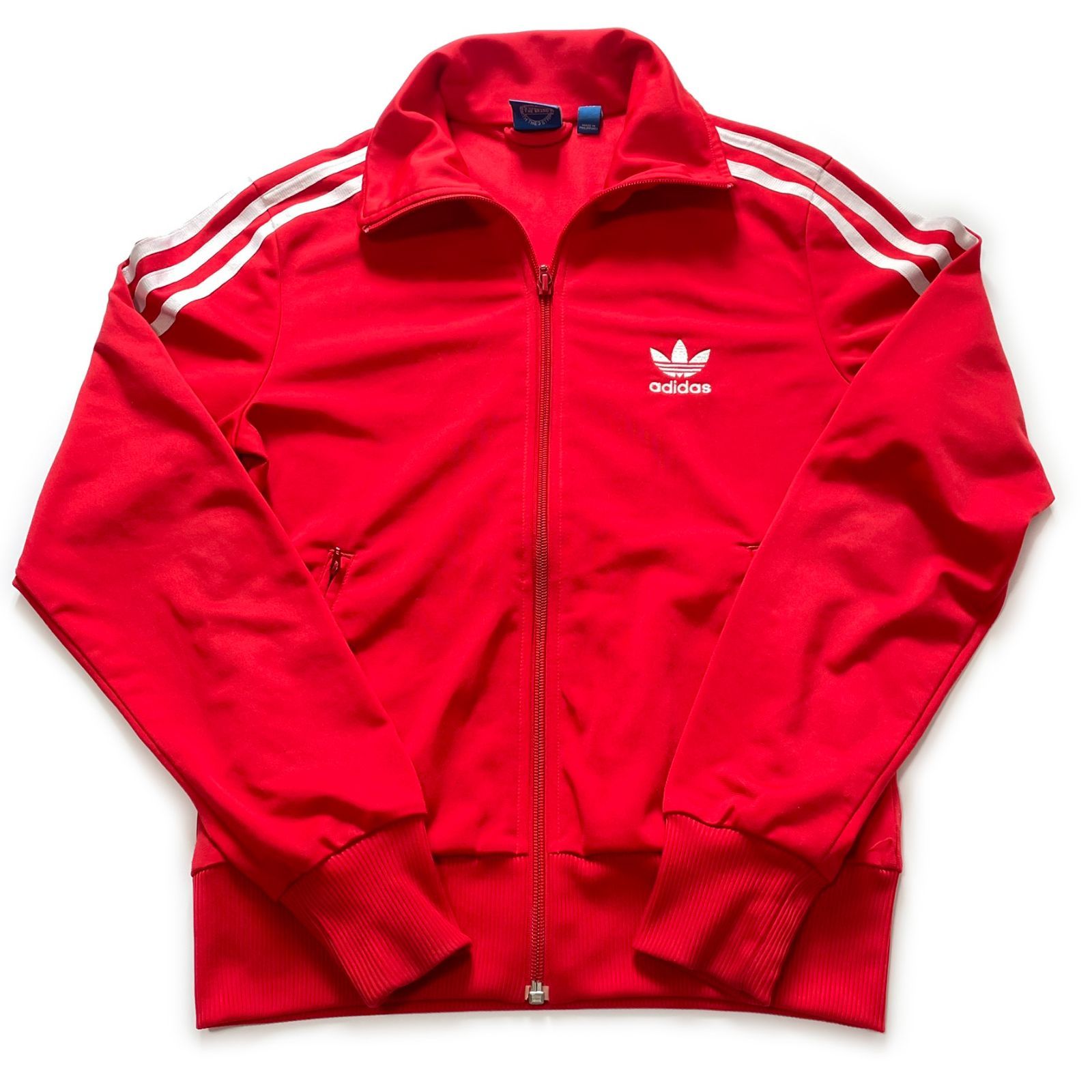 古着 adidas アディダス トラックジャケット フロントロゴ 刺繍 トレフォイルロゴ バックプリント スリーストライプス レッド 90サイズ 267-63