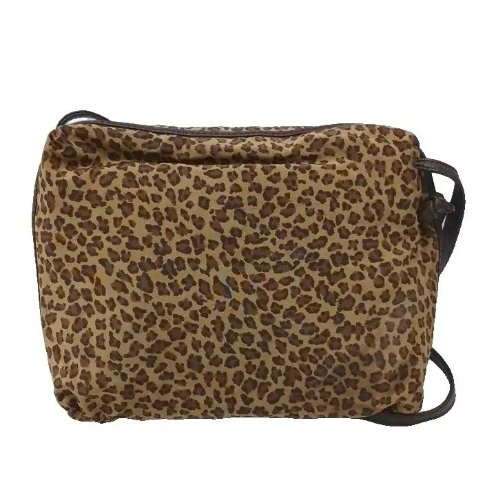 希少 正規品 BOTTEGA VENETA レオパード ショルダーバッグ ボッテガヴェネタ BOTTEGA VENETA ショルダーバッグ レオパード ヒョウ