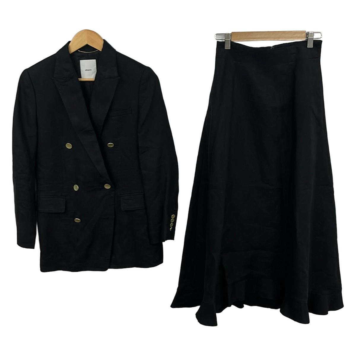 ebure(エブール) スカートスーツ レディース美品 黒 34,515円